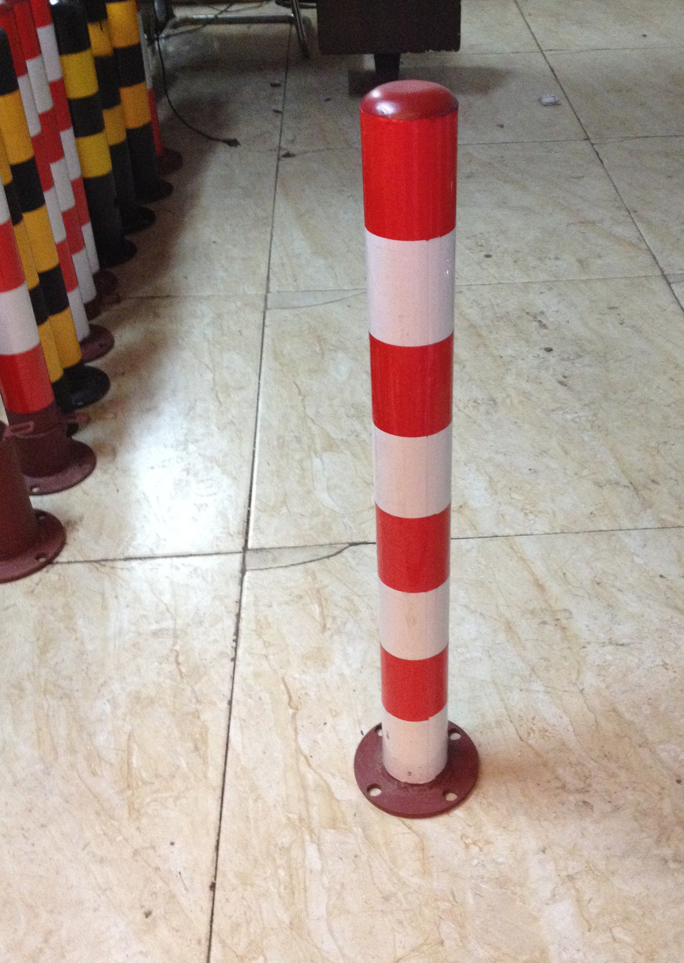 广东4寸警示桩道口桩黄黑桩/圆桩定做 114镀锌管 厚1-2mm