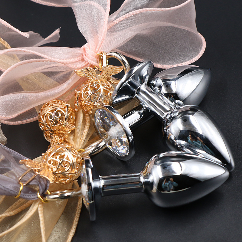 久爱丝带蝴蝶结金属拉珠后庭肛塞女用尾巴玩具自慰器成人情趣用品