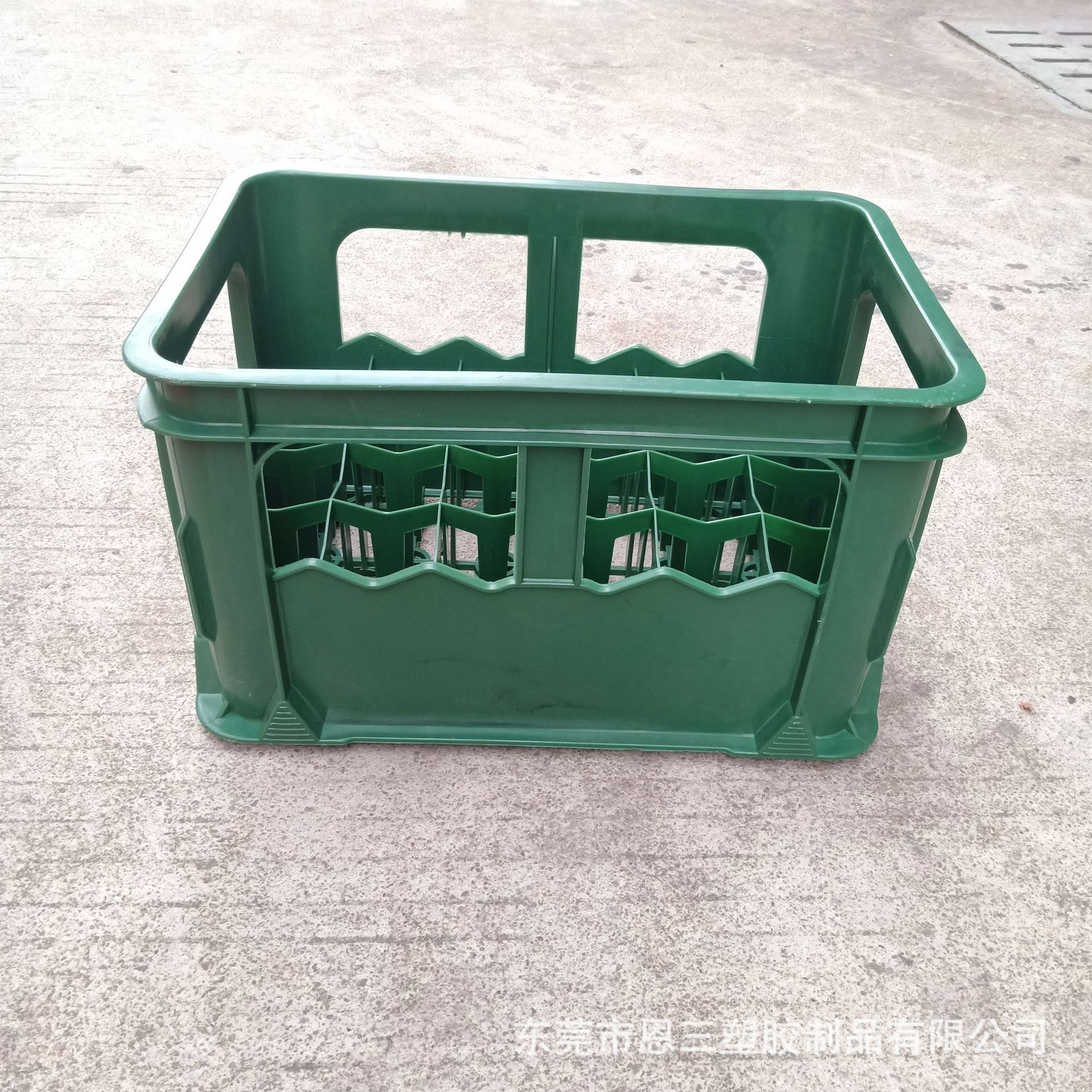 可定制12瓶塑料啤酒箱24瓶啤酒箱加工啤酒周转塑料箱批发