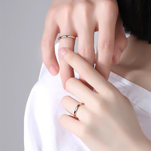 韩版新款时尚ins钛钢不掉色玫瑰金情侣戒指个性简约潮流礼物饰品