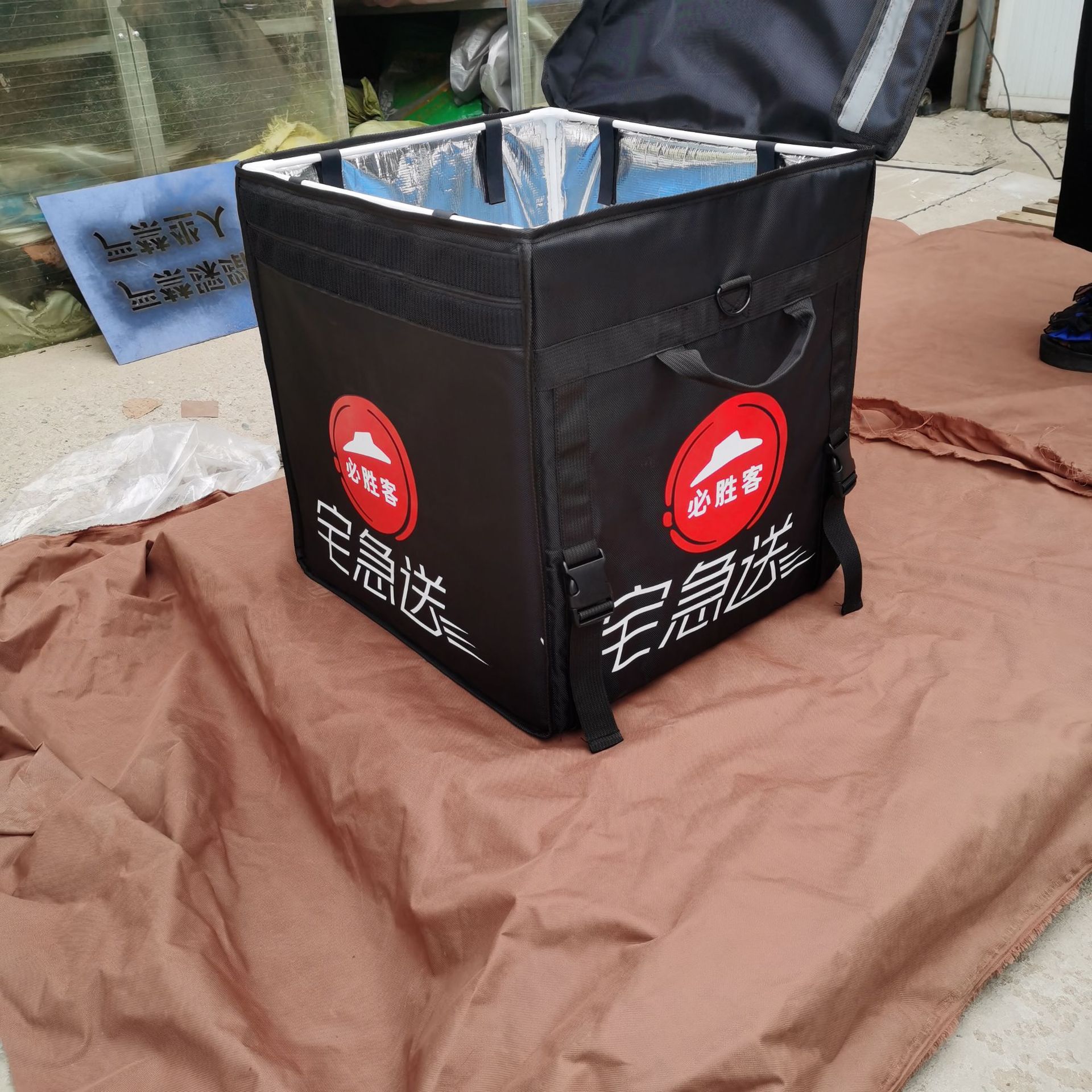 厂家直销外卖箱送餐箱必胜客宅急送保温箱大容量便捷防水箱可定制