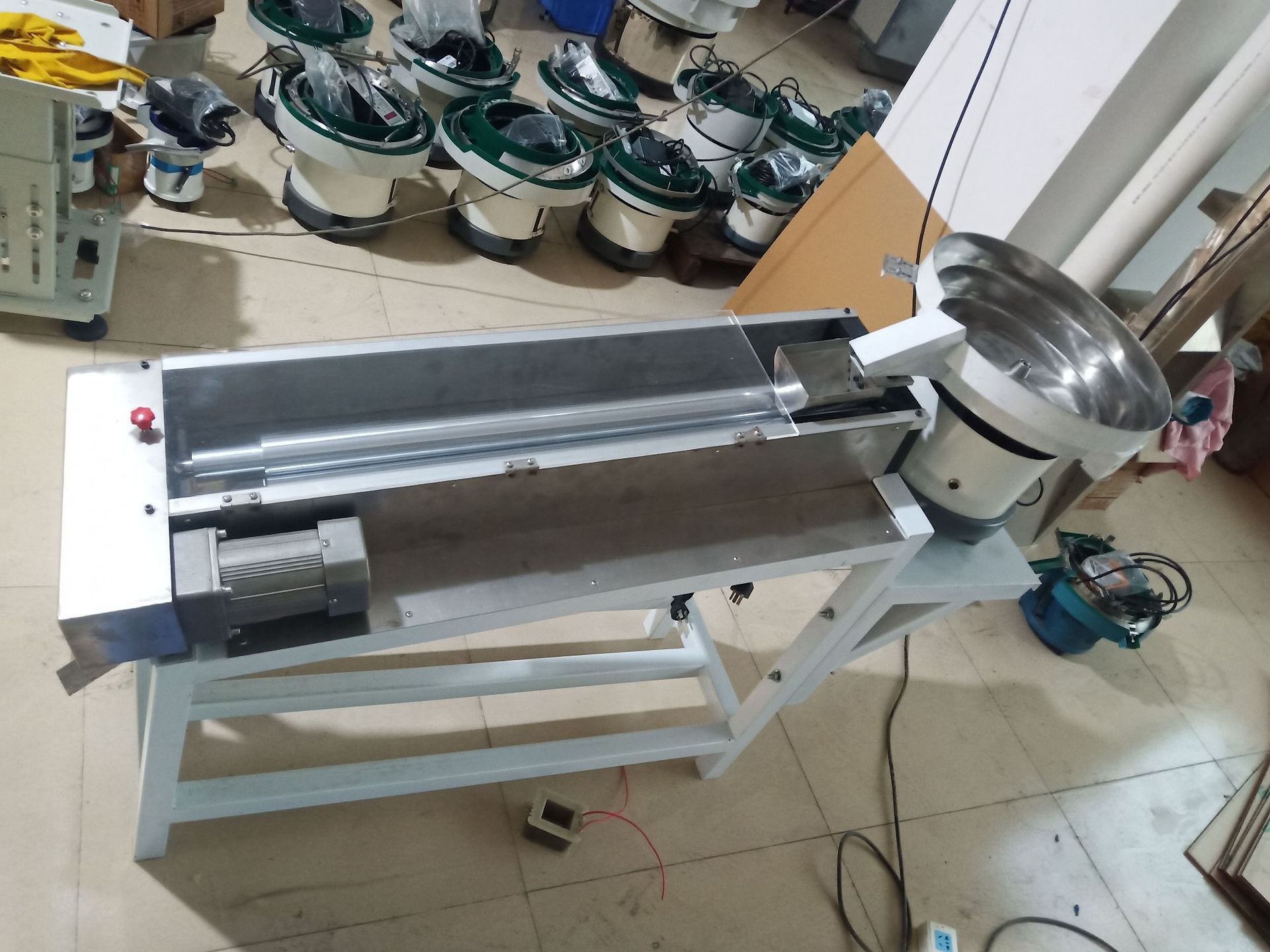 东莞全自动螺丝滚轴筛选机 分选机 选别机 罗拉机 生产厂家直销