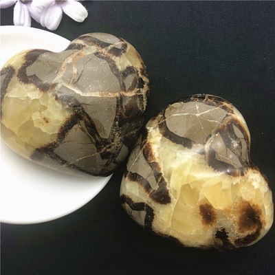 天然龟背石原石心形把玩天然水晶手把件大号矿物晶体标本石