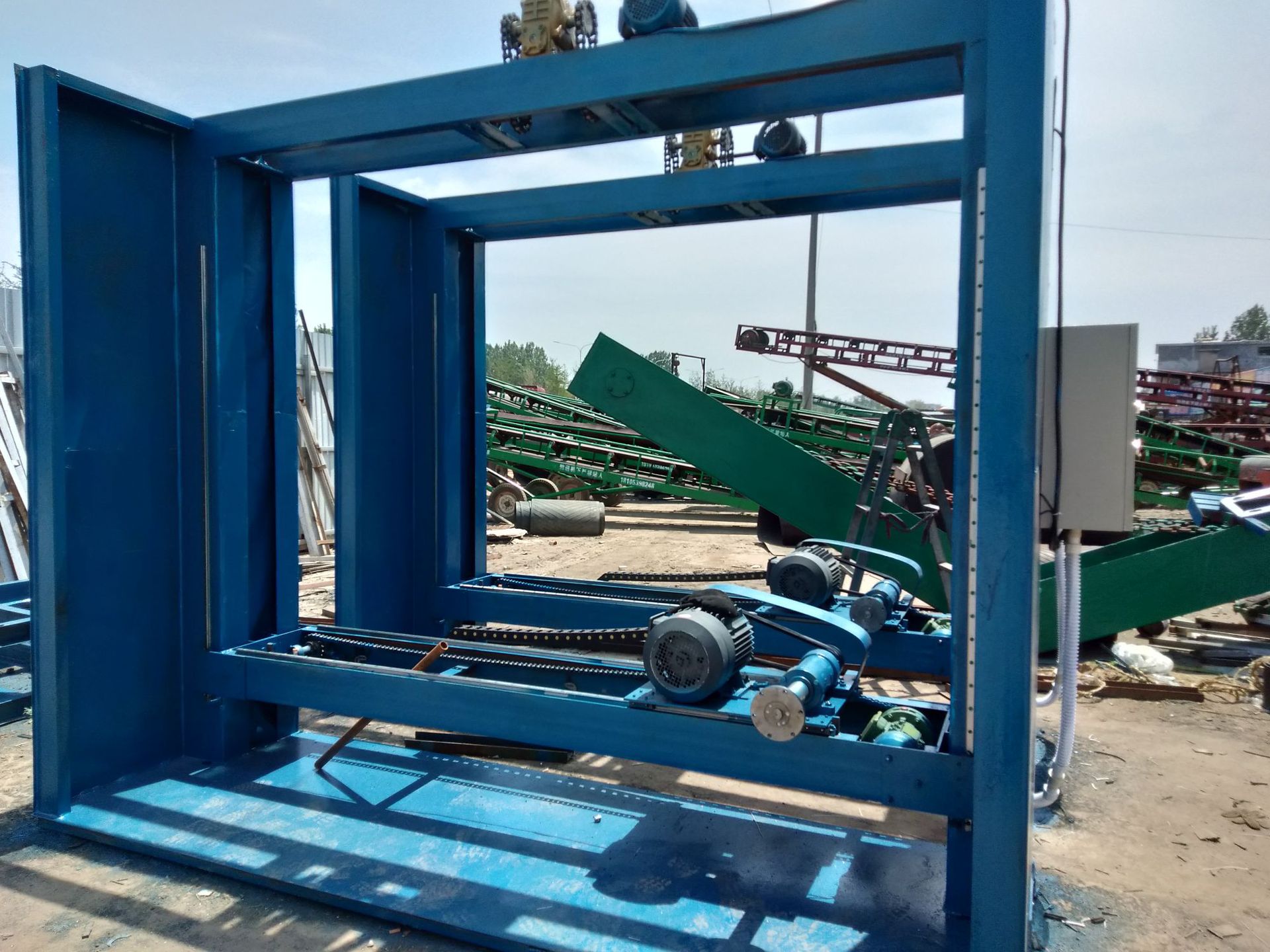 成捆木方截头锯,整包木龙骨齐头锯