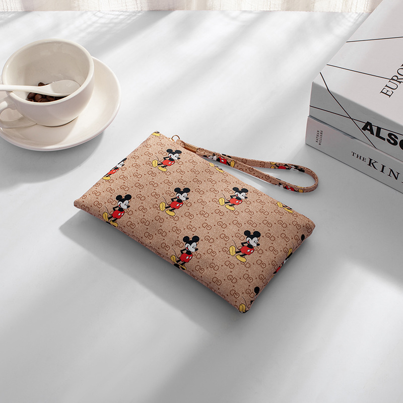 2023 New Mobile Phone Wallet Mickey Mouse Clutch Leather Bag Coin Purse Simple and Stylish Bag Small Wallet for Women Wholesale