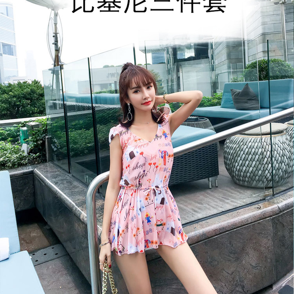 泳衣女 比基尼三件套 连体裙式遮肚保守连帽罩衫沙滩泳装童话世界