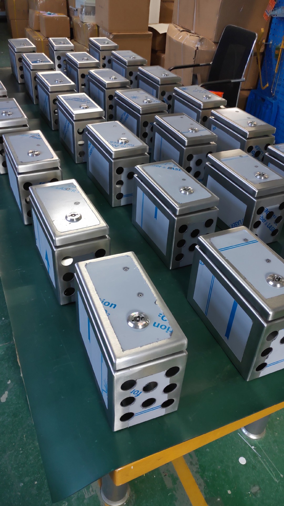 304不锈钢接线盒 不锈钢合页型接线盒 200*100*150 电气接线盒