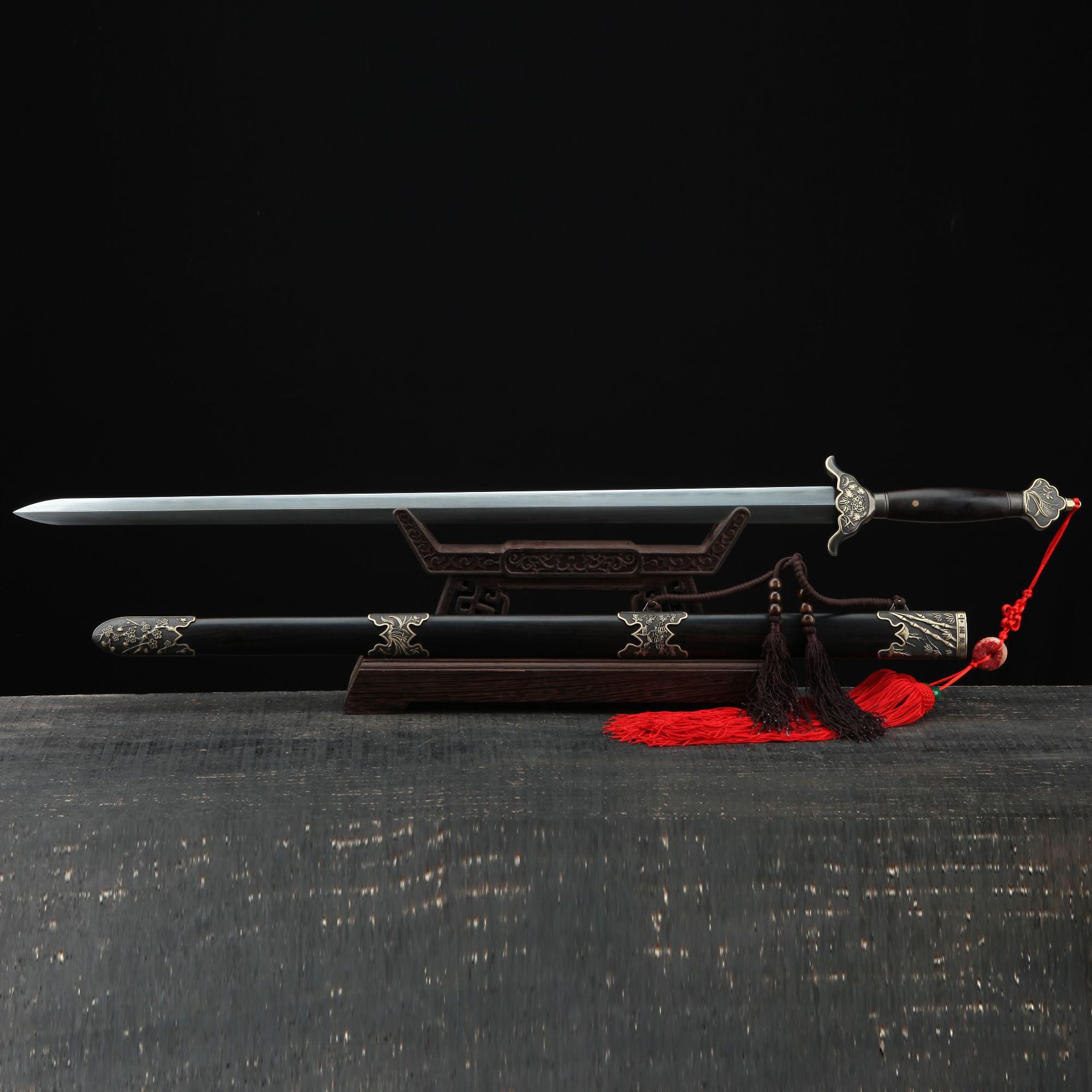 龙泉刀剑黑檀木太极剑一体花纹钢晨练剑武术剑镇宅宝剑软剑未开刃