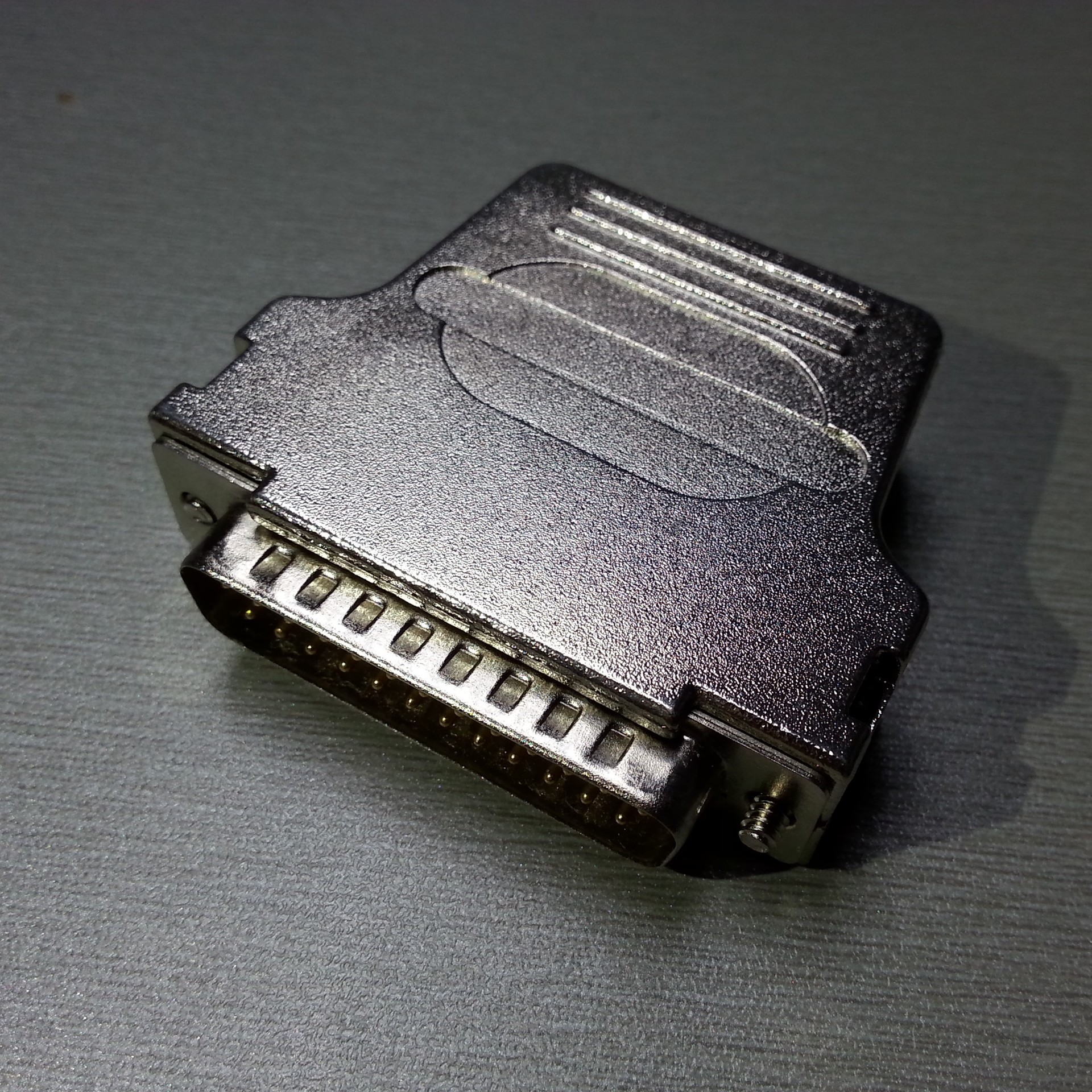 db25pin金属壳 45度出线 锌合金外壳 7w2母头铁壳 配长螺丝