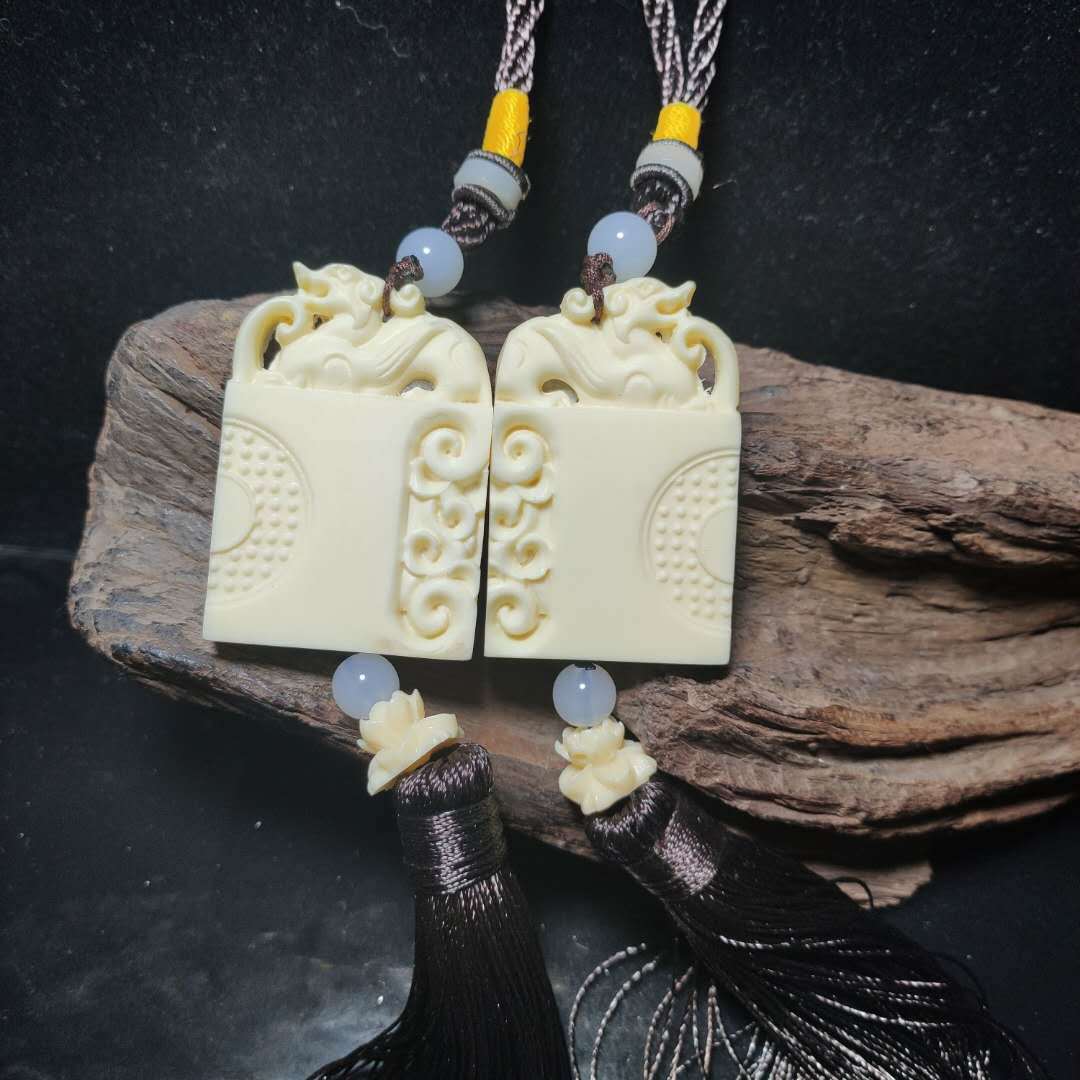 象牙果吊坠雕刻情侣项链男女款461牌创意双面礼品小挂件生日礼物