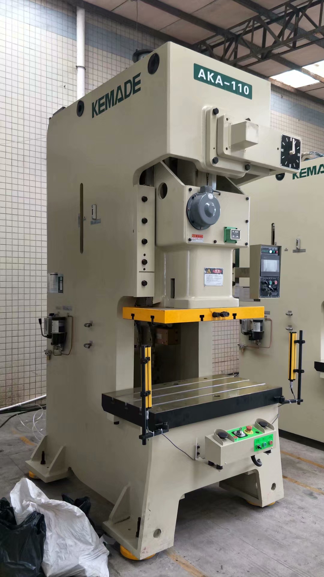 厂家直销80t气动冲床开式静音耐用型80t气动冲床台湾技术制造