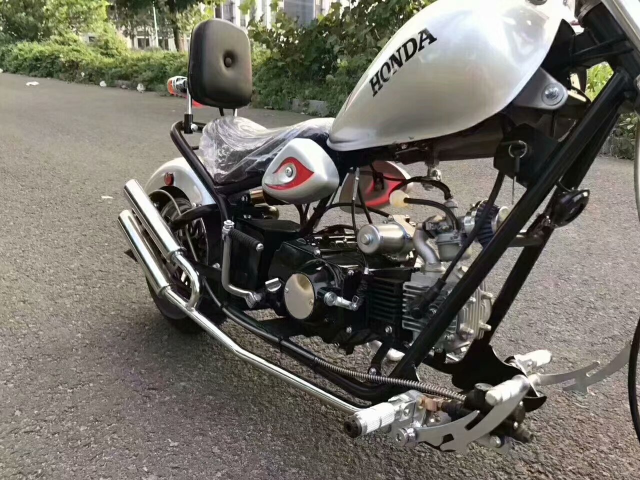 越野摩托车两轮汽油125cc挂档发动机代步赛车休闲