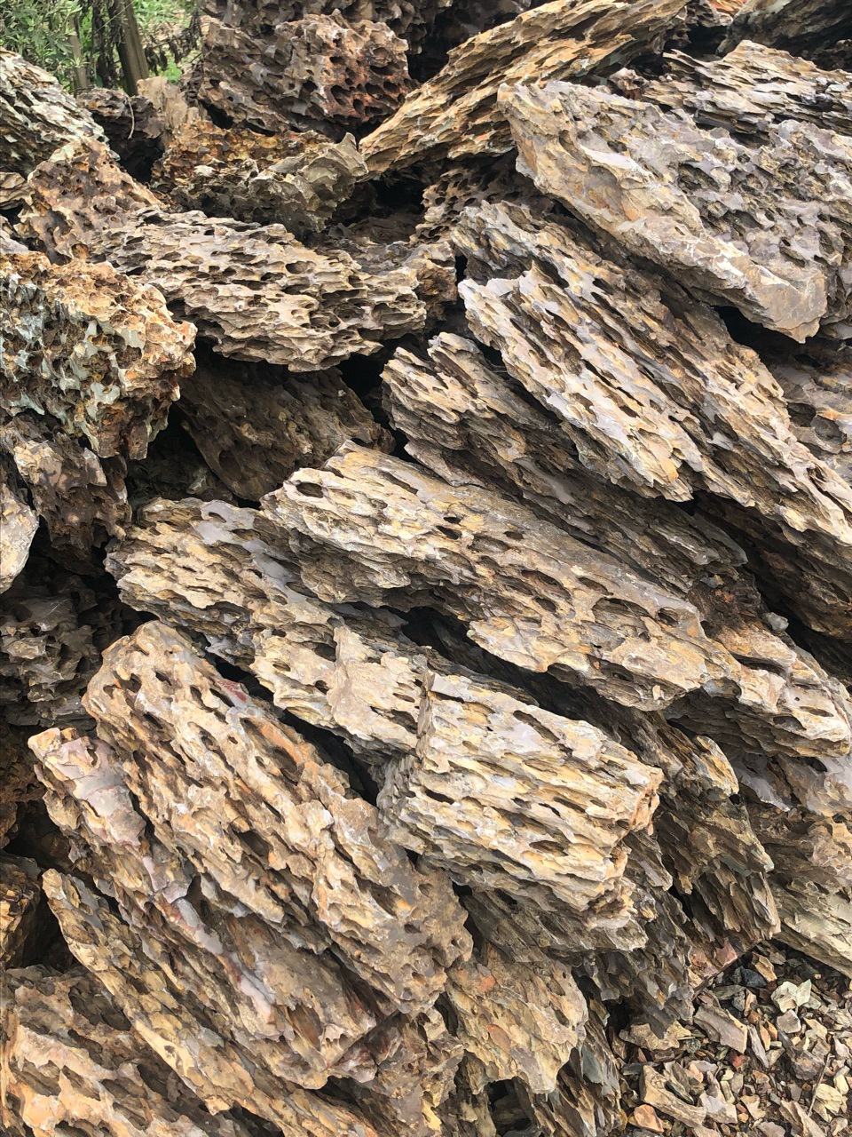 原产地批发精品松皮石 水族造景石园林假山石