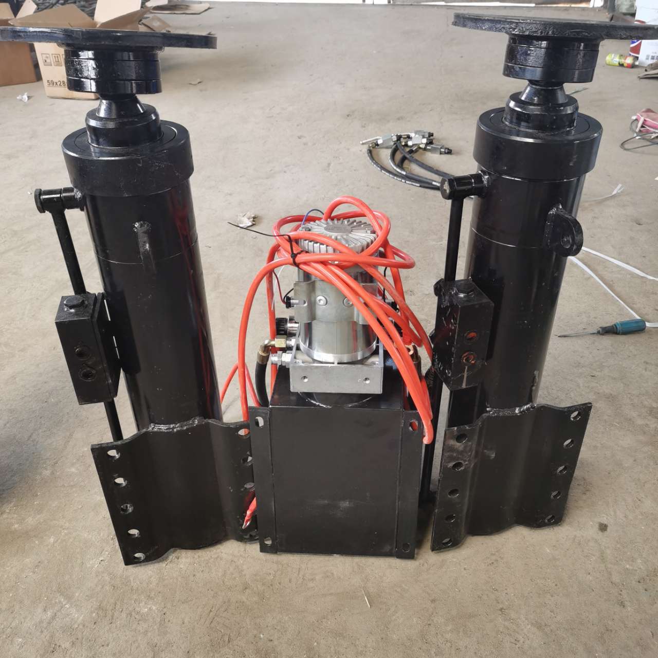 半挂车拖斗车拖挂车电动液压支腿直腿马腿撑蹬前升降液压支腿油缸