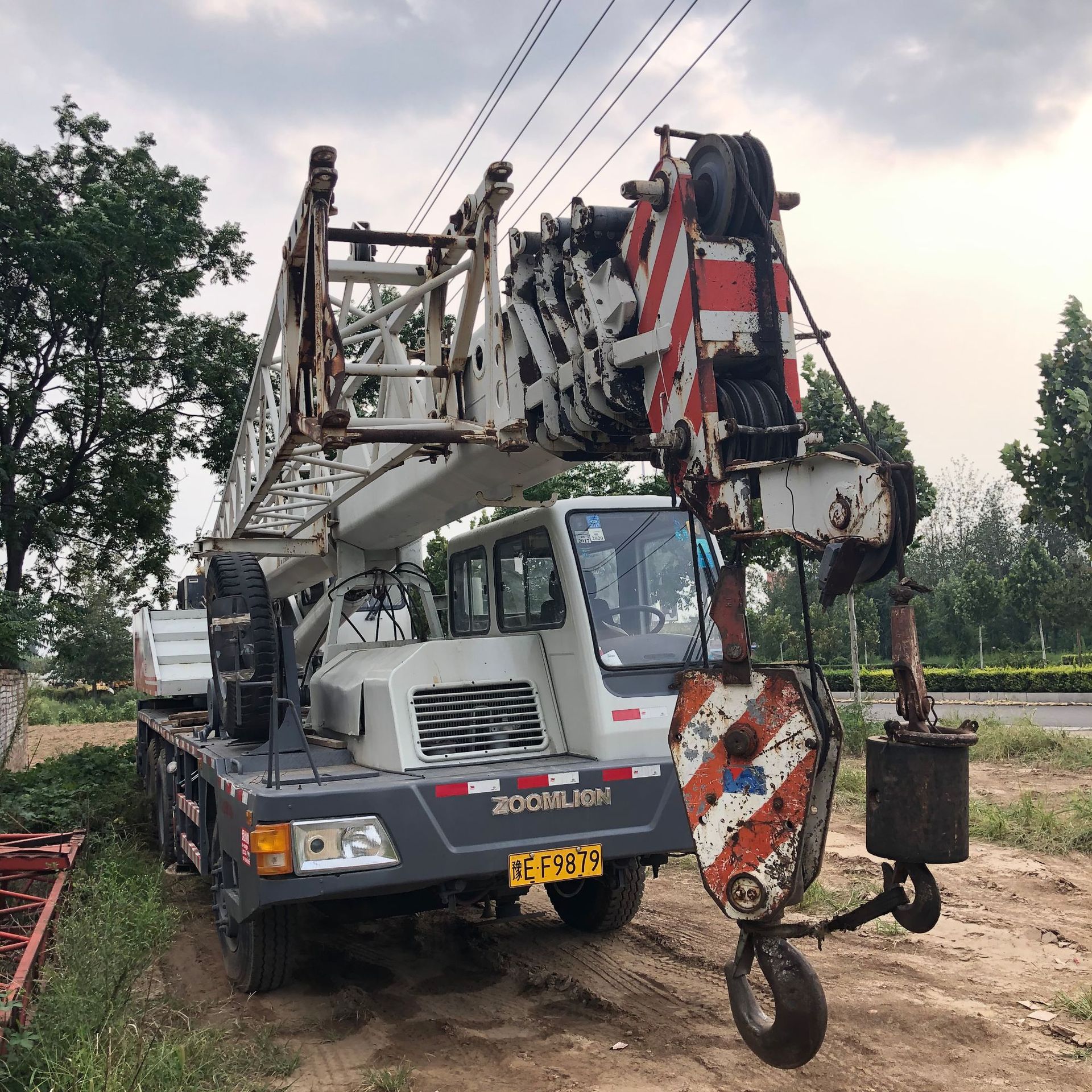 转让二手中联qy25e汽车吊 25吨四节臂