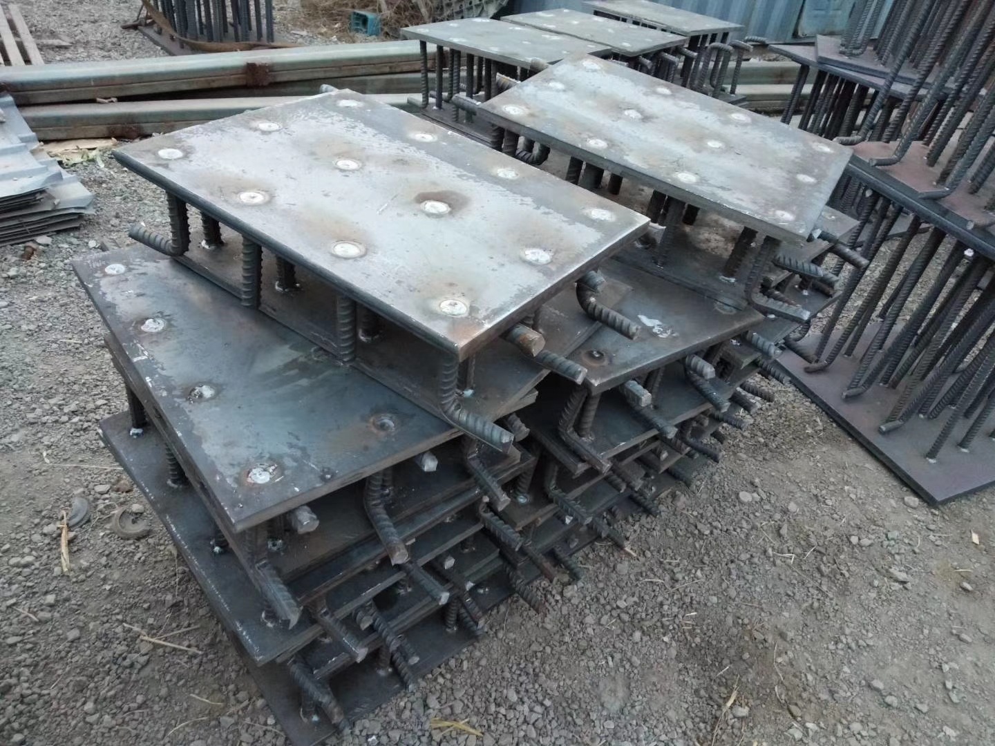 源头厂家各种尺寸预埋件冷热镀锌预埋件幕墙配件辅料