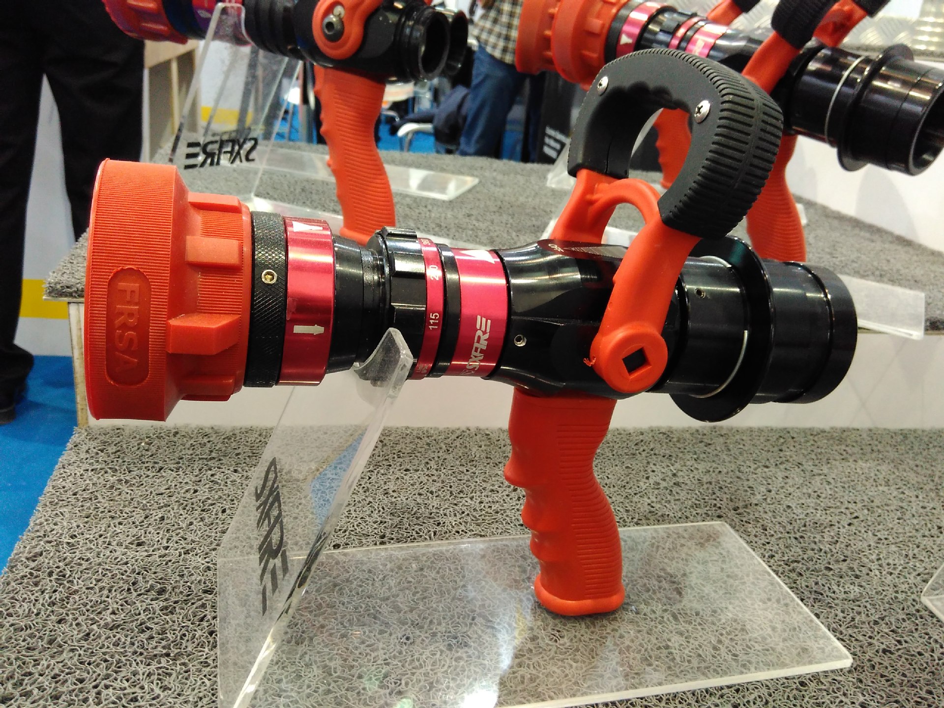 0/8Ⅲ直流喷雾水枪