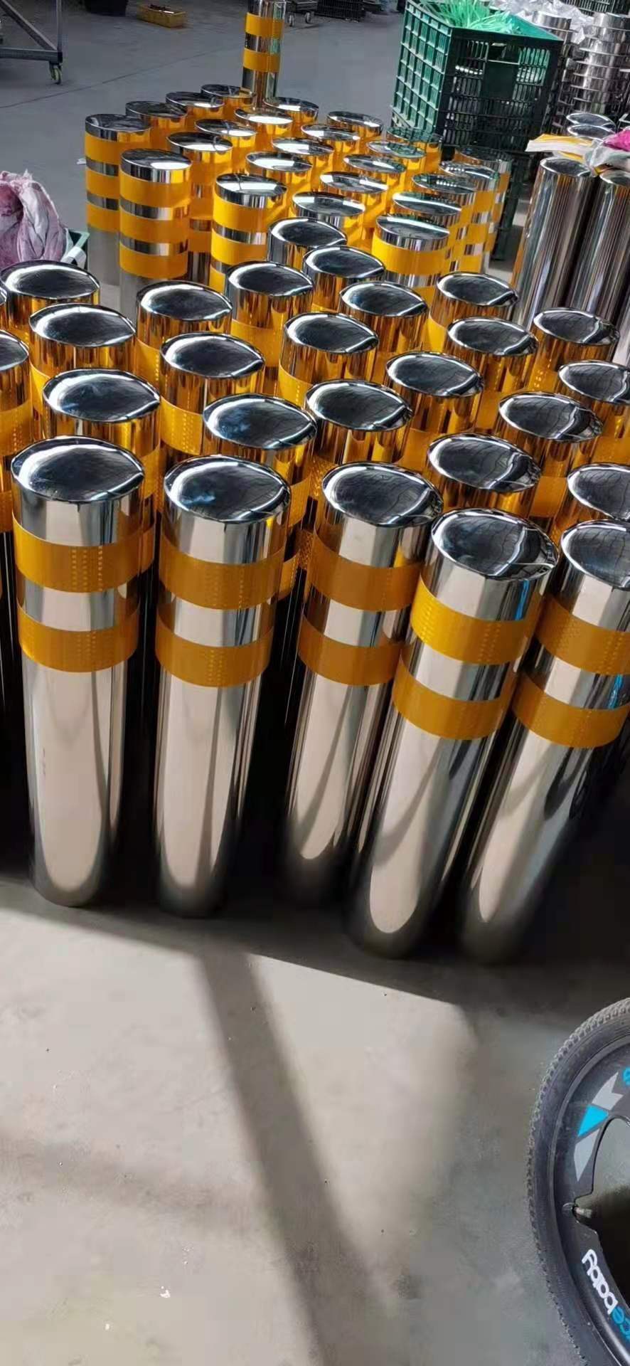 柱预埋活动型道路警示304不锈钢警示不锈钢路桩反光隔离桩