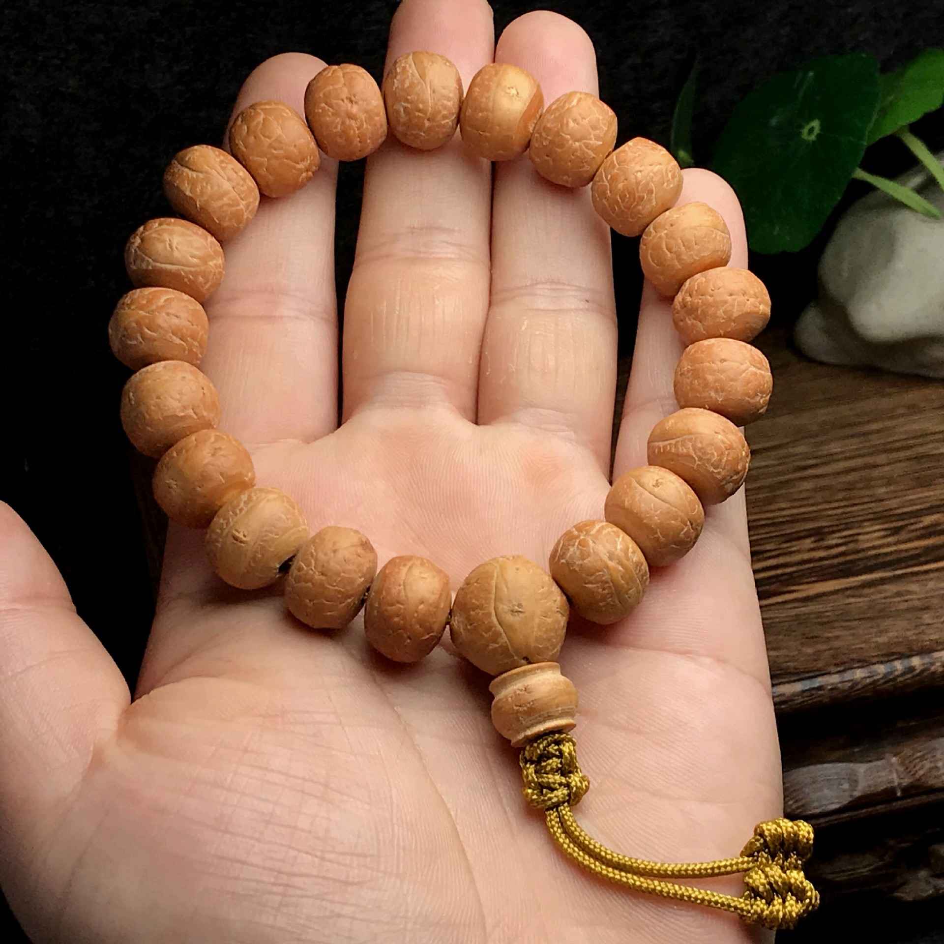 厂家批发尼泊尔藏式凤眼菩提单圈手串 文玩佛珠手链