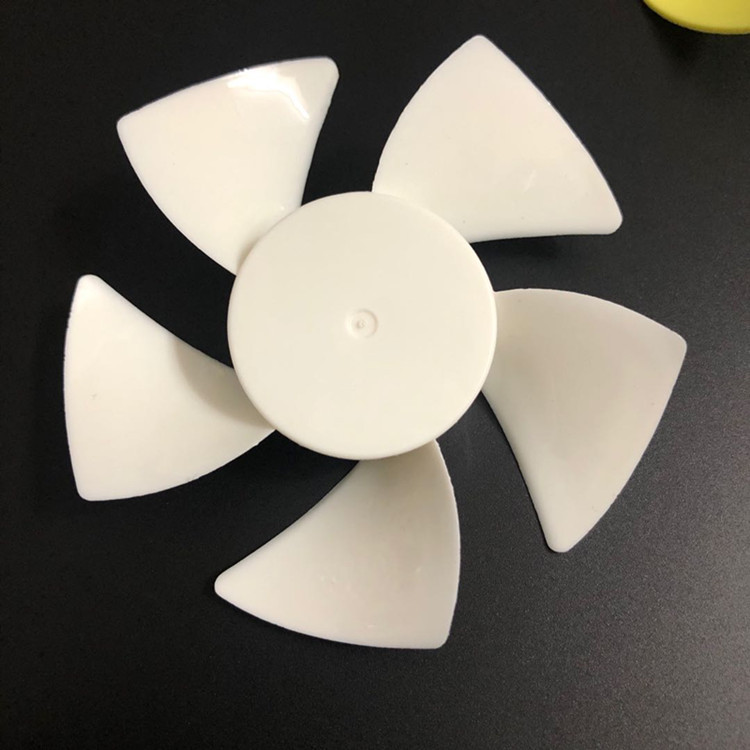 2020夏季扇叶新款usb5叶风扇迷你塑胶小扇叶深圳厂家大量现货