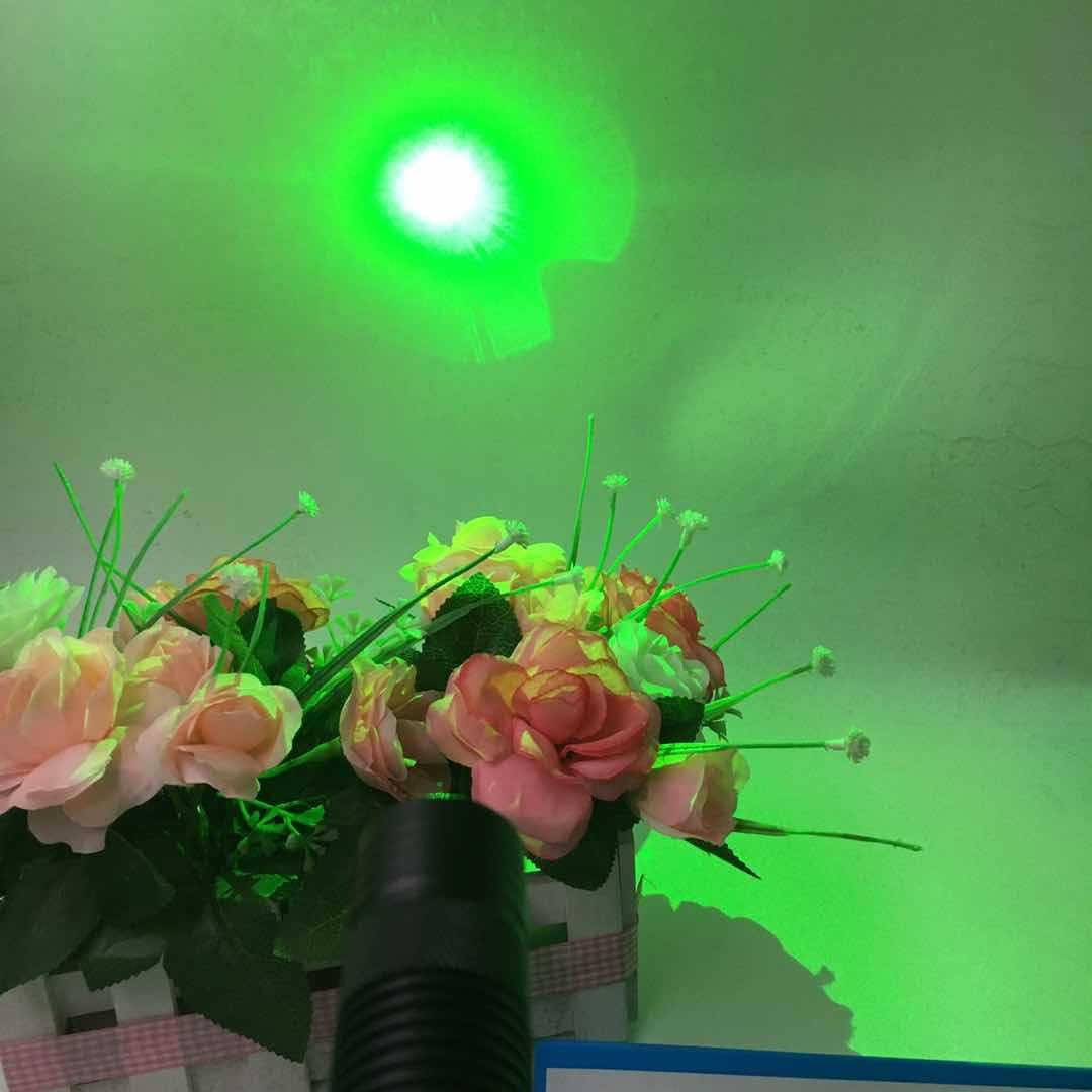 绿光售楼手电绿外线远距离售楼逗猫手电筒