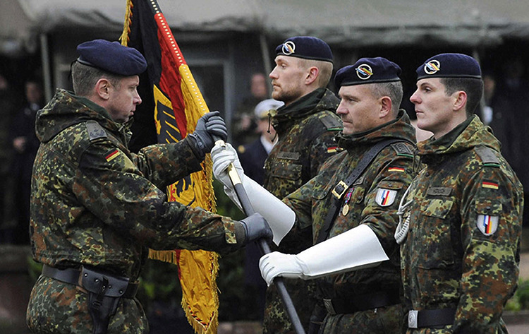 不零售定做德斑迷彩丛斑战术作训风衣parka