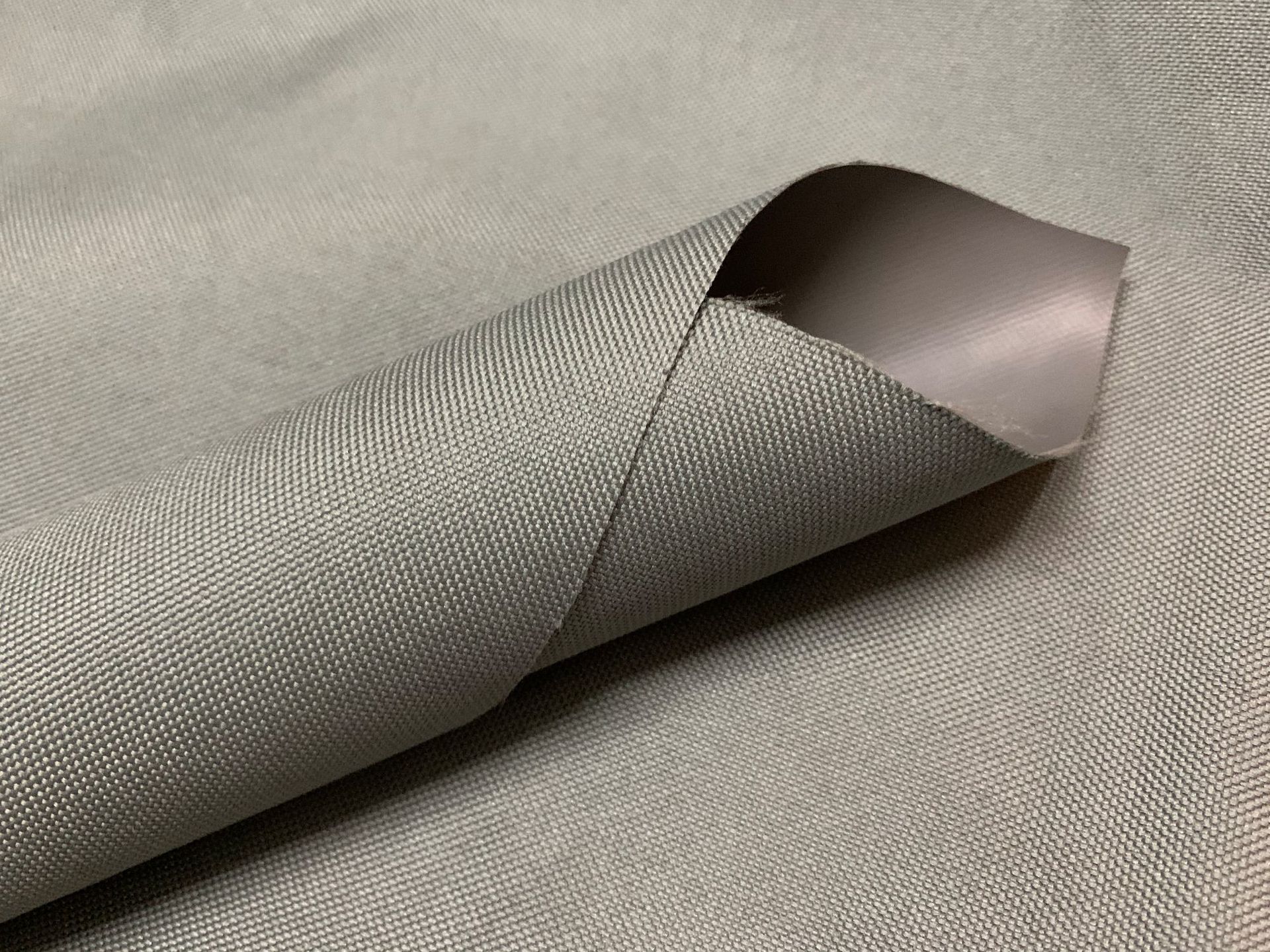 600d*600d高弹pvc手抓底不泛白起白涤纶牛津布高档箱包手袋面料