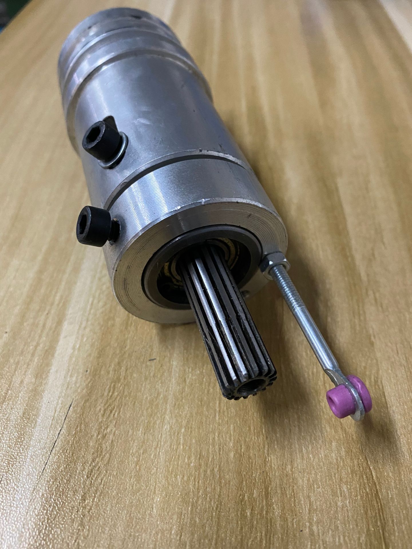 厂家定制口罩机耳绳针筒针织机机头口罩机加工配件绳带钩针机头