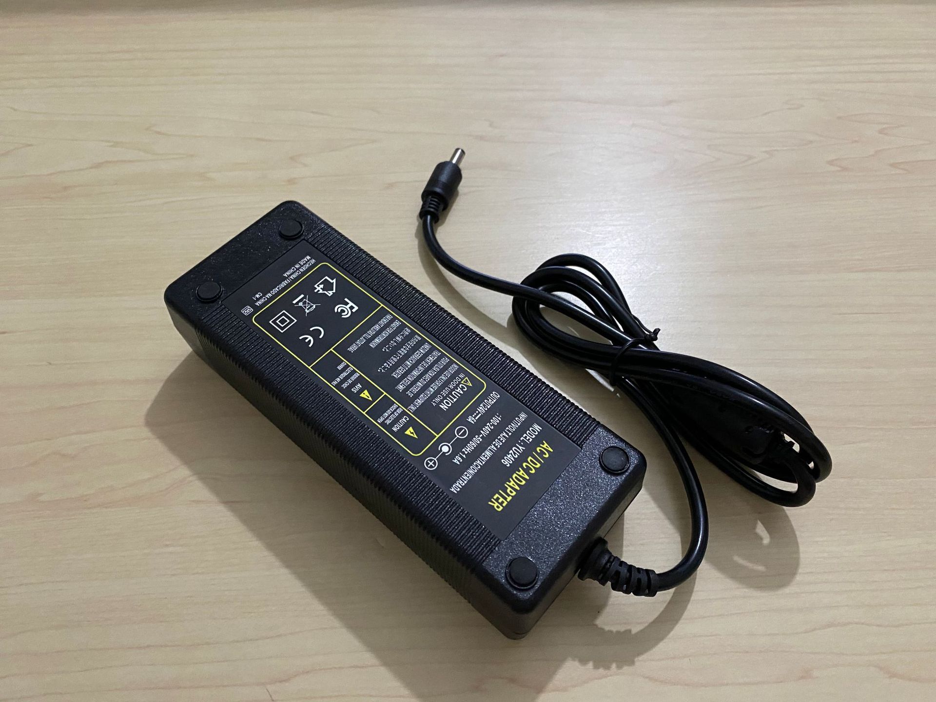 24v电源acdcadapter电源适配器24v变压器24v6a稳压电源