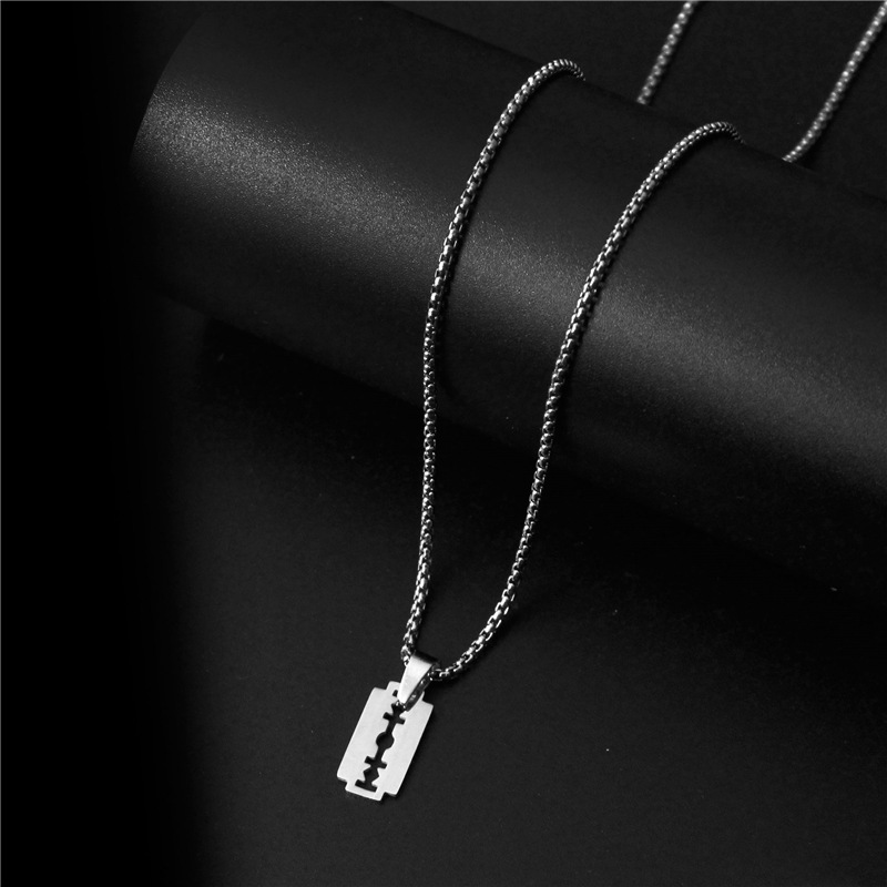 European Hip Hop Stainless Steel Blades Necklace Men's and Women's Trending Unique Pendant Tide Disco Jumping Street Retro Punk Jewelry