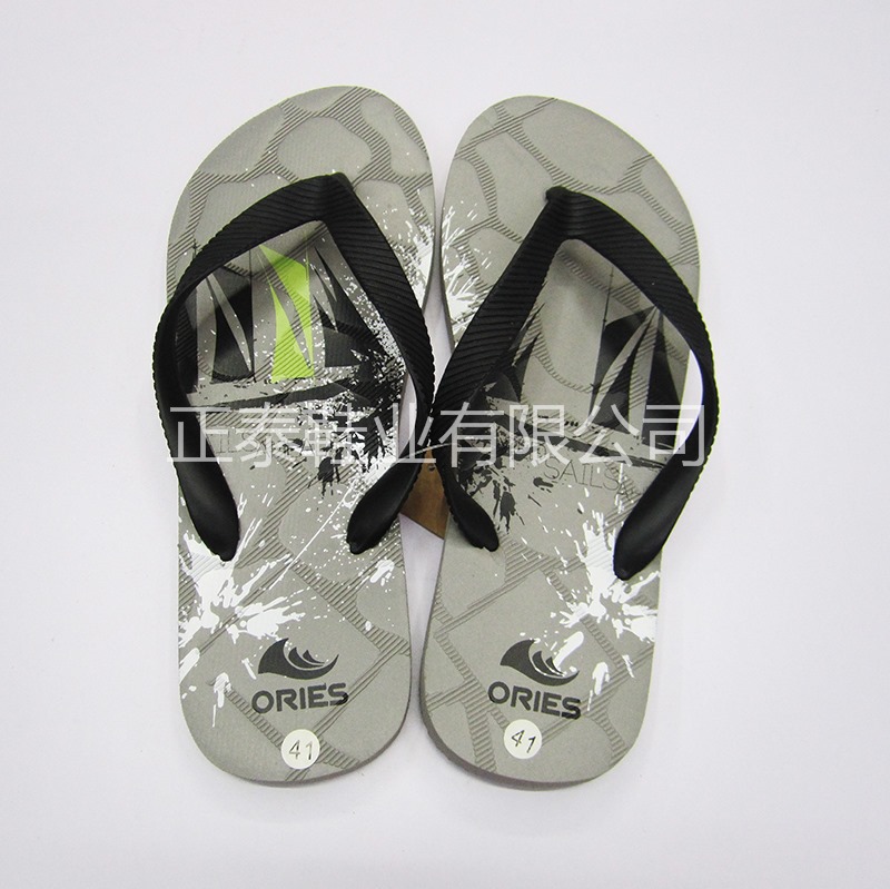 slippers factory customized summer casual fashion non-slip men‘s flip-flops beach sandals can be customized pattern logo