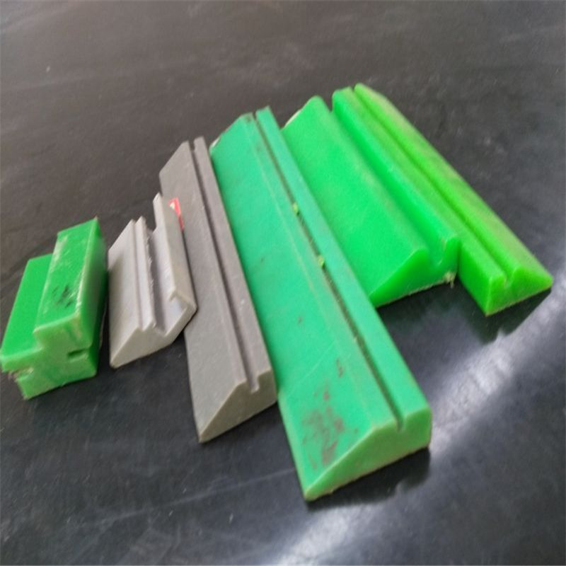 厂家供应塑料尼龙垫条 pe工字型输送条 链条导轨
