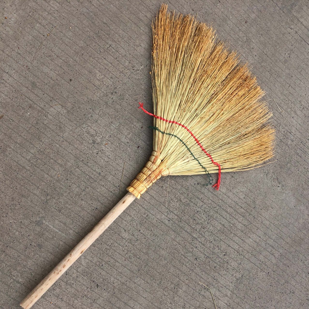 厂家直销手工高粱扫把金丝苗扫帚环卫扫把老式苕帚扫把工厂学校