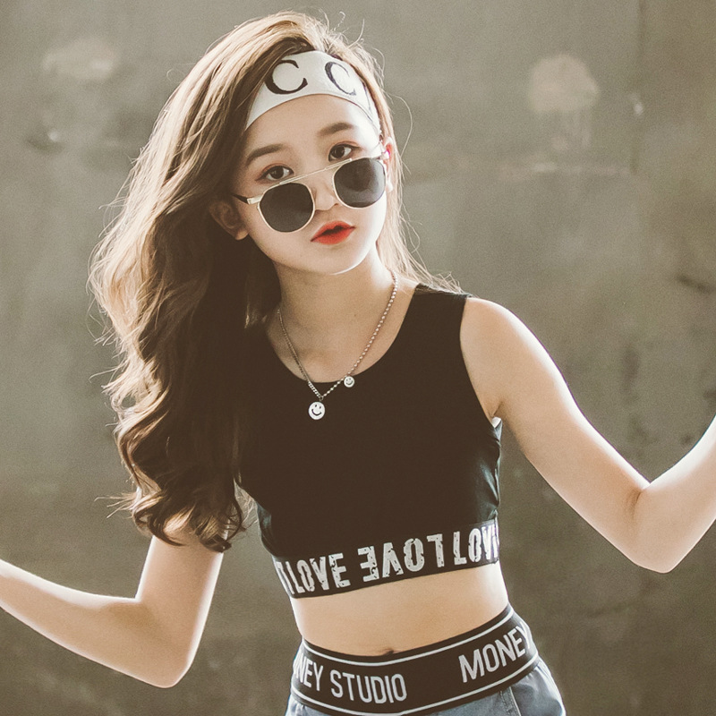 女童吊带针织背心洋气外穿高腰露肚脐爵士舞街舞运动小背心薄款夏