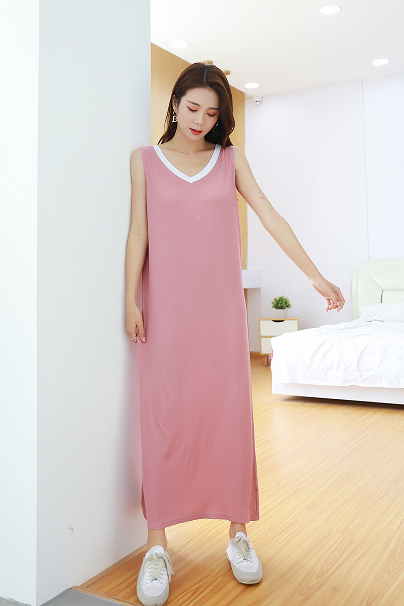 2020韩版夏季无袖v领背心连衣裙女士莫代尔大码宽松长裙撞色领口