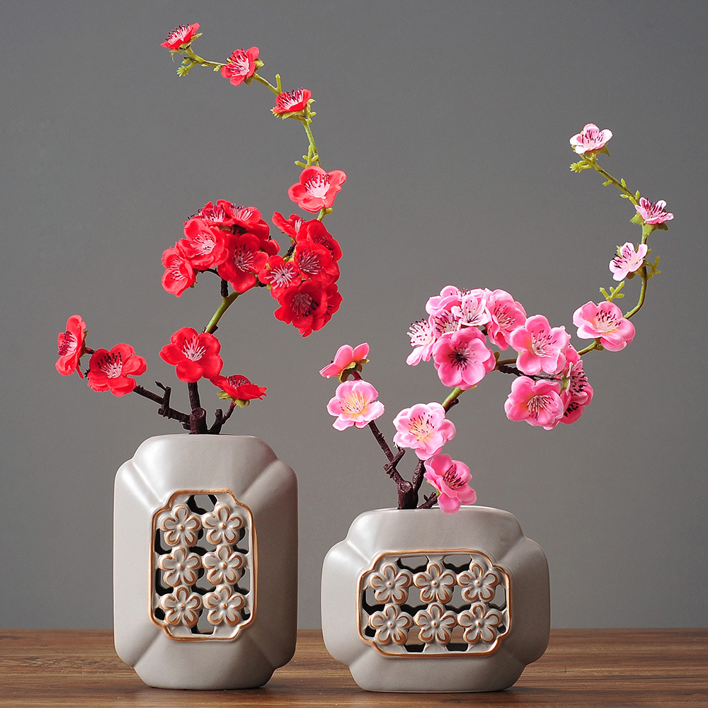 批发花瓶梅花仿真花创意陶瓷工艺品时尚家居布置绢布花现货优惠礼