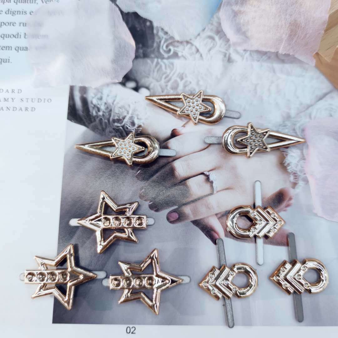 2020 New Shoe Buckle ABS Plating Shoe Ornament Cartoon Arrow Comet Decorations with Feet Handmade DIY Ornament Accessories