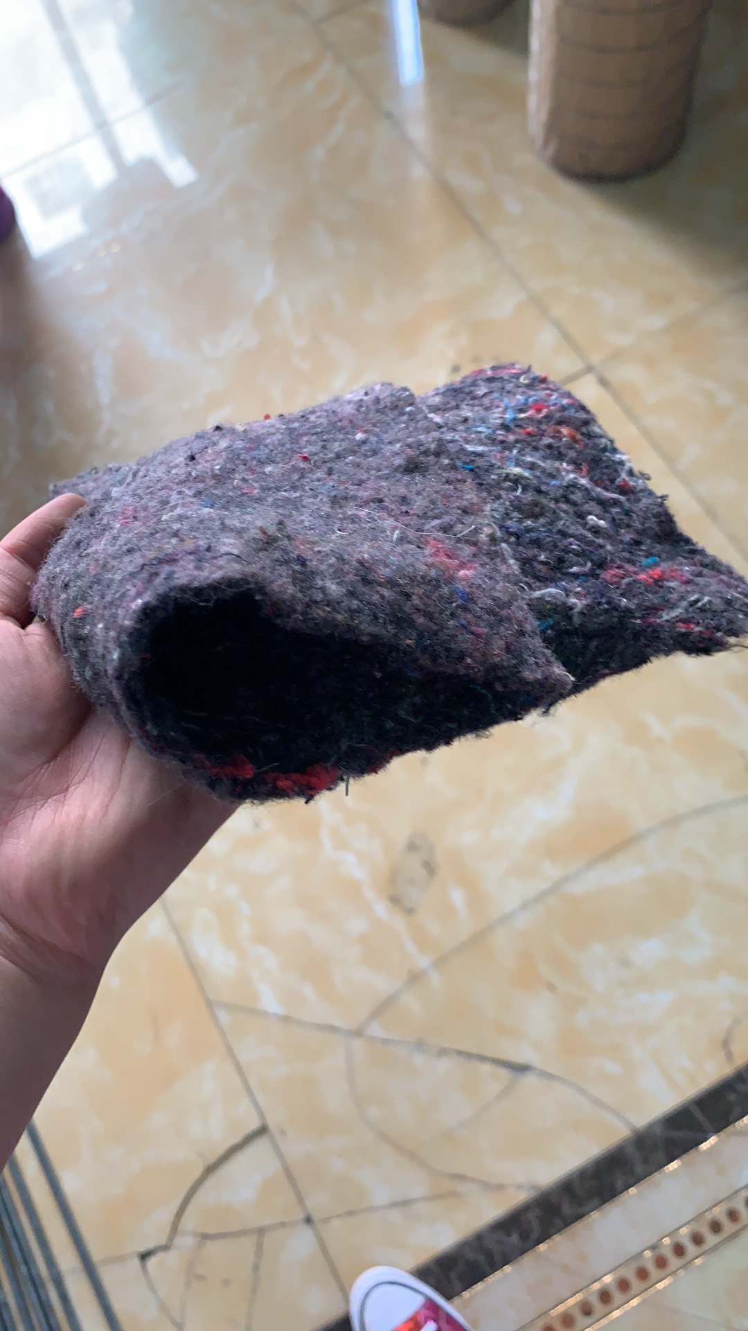 直销大棚保温防寒黑心棉针刺公路养护毛毡