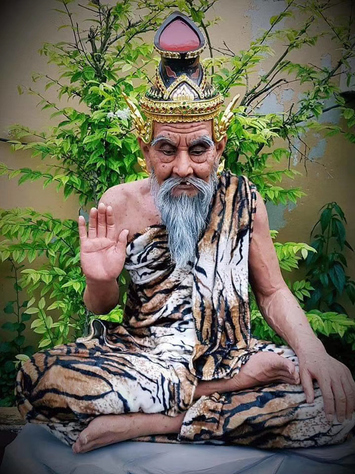 泰国原庙佛牌 供奉型摆件 龙普多 鲁士 四面佛 成功佛