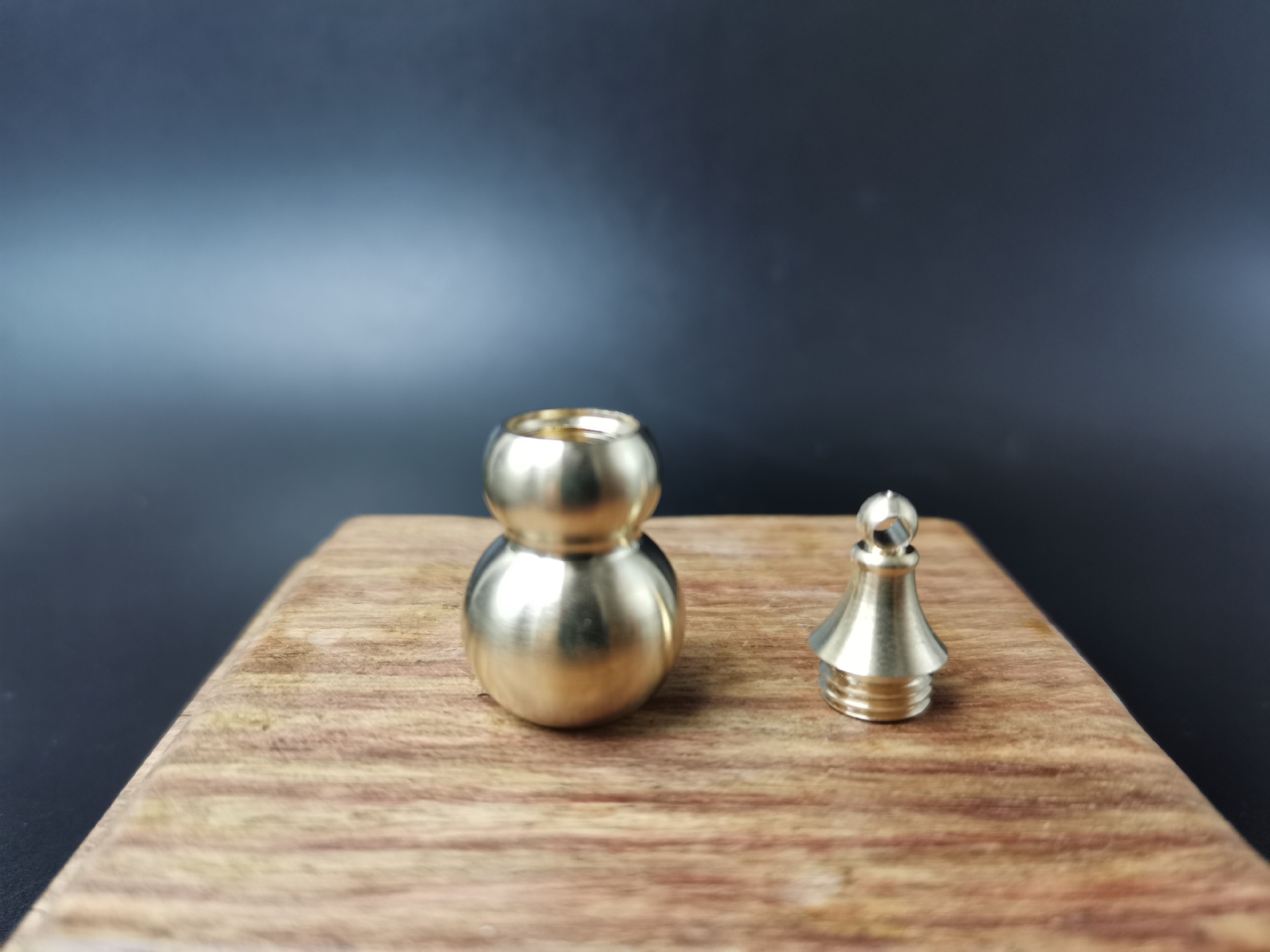 黄铜材质 圆头空心小铜葫芦 可打开铜葫芦钥匙扣配件纯铜葫芦挂件