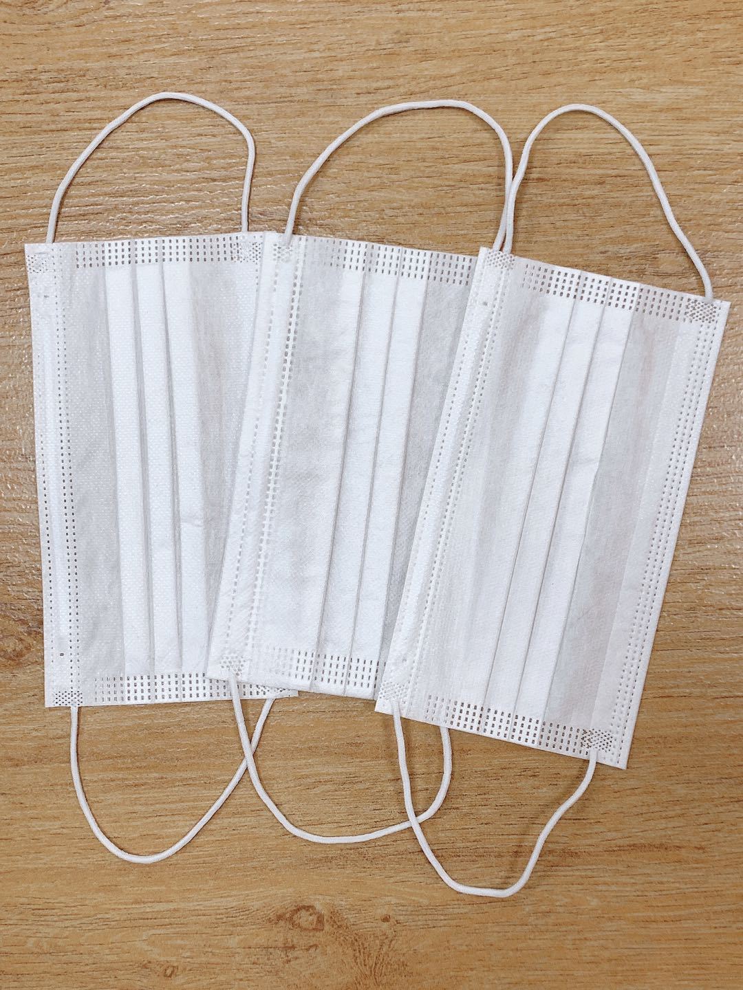 一次性口罩成人儿童民用可定制logo钢印印字口罩三层防护含熔喷g