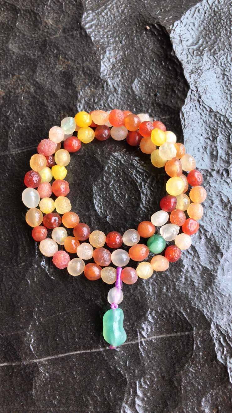 批发阿拉善戈壁原石玛瑙彩色三圈手缠搭配葫芦坠饰品