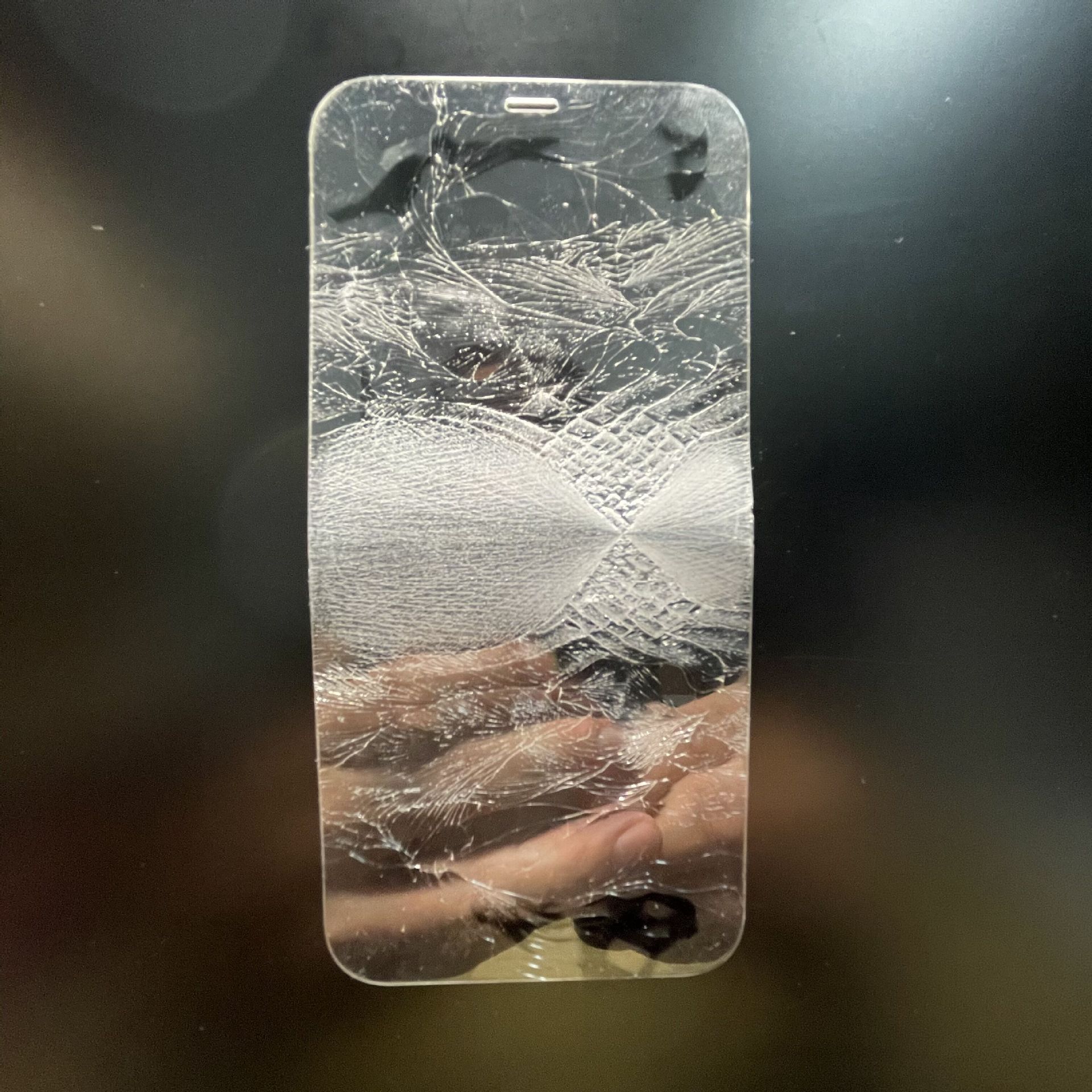 5d弧边二强钢化膜6.