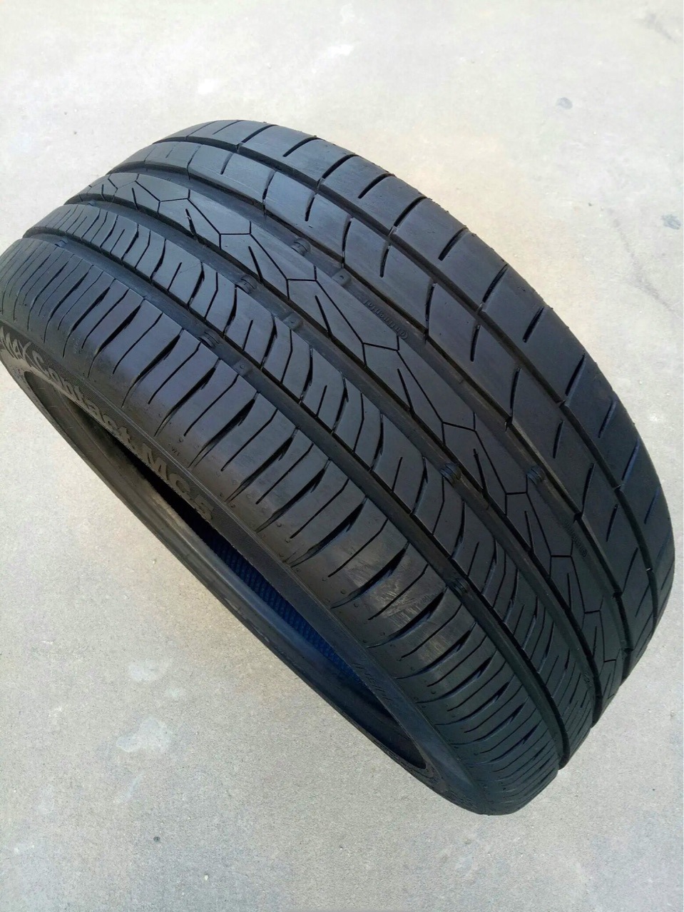 二手马牌汽车轮胎235/45r17 mc5 97w 适配迈腾cc eos沃尔沃