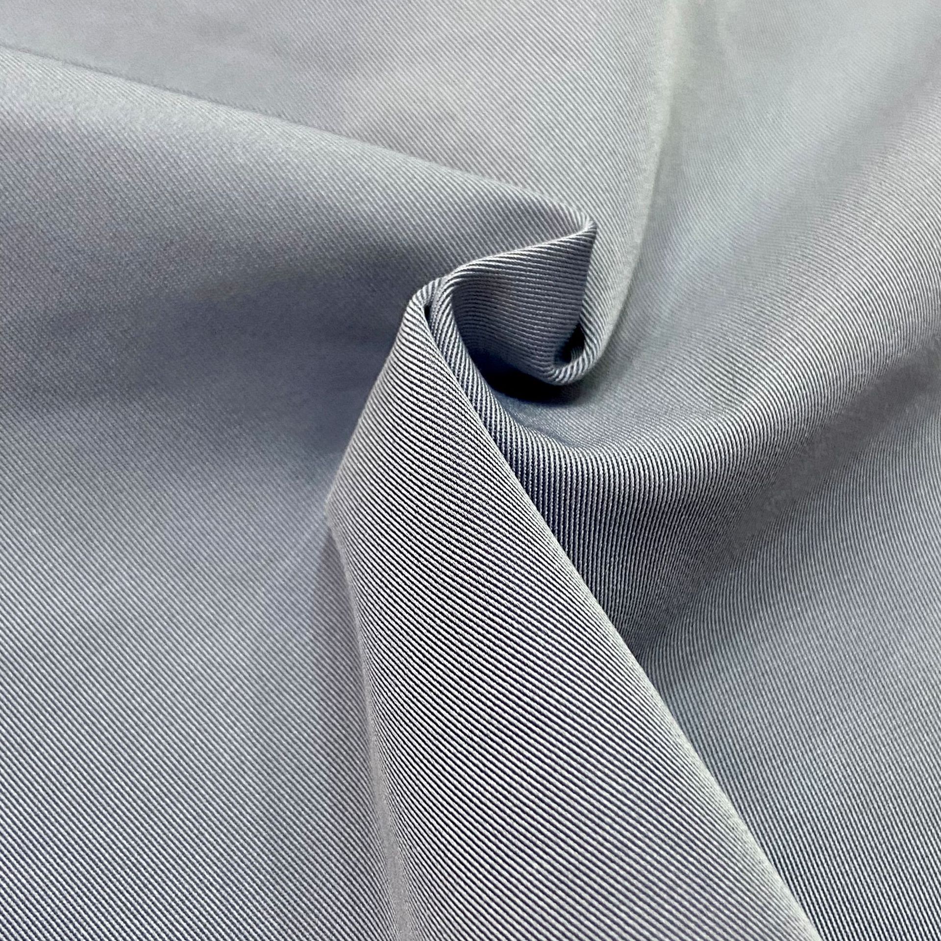 现货t400斜纹派克服面料 涤纶面料防水布 风衣面料 外套夹克面料