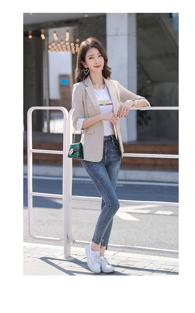 2020春夏新款女薄款中袖小西装外套女士韩版饼底蛋白色南派花毽插