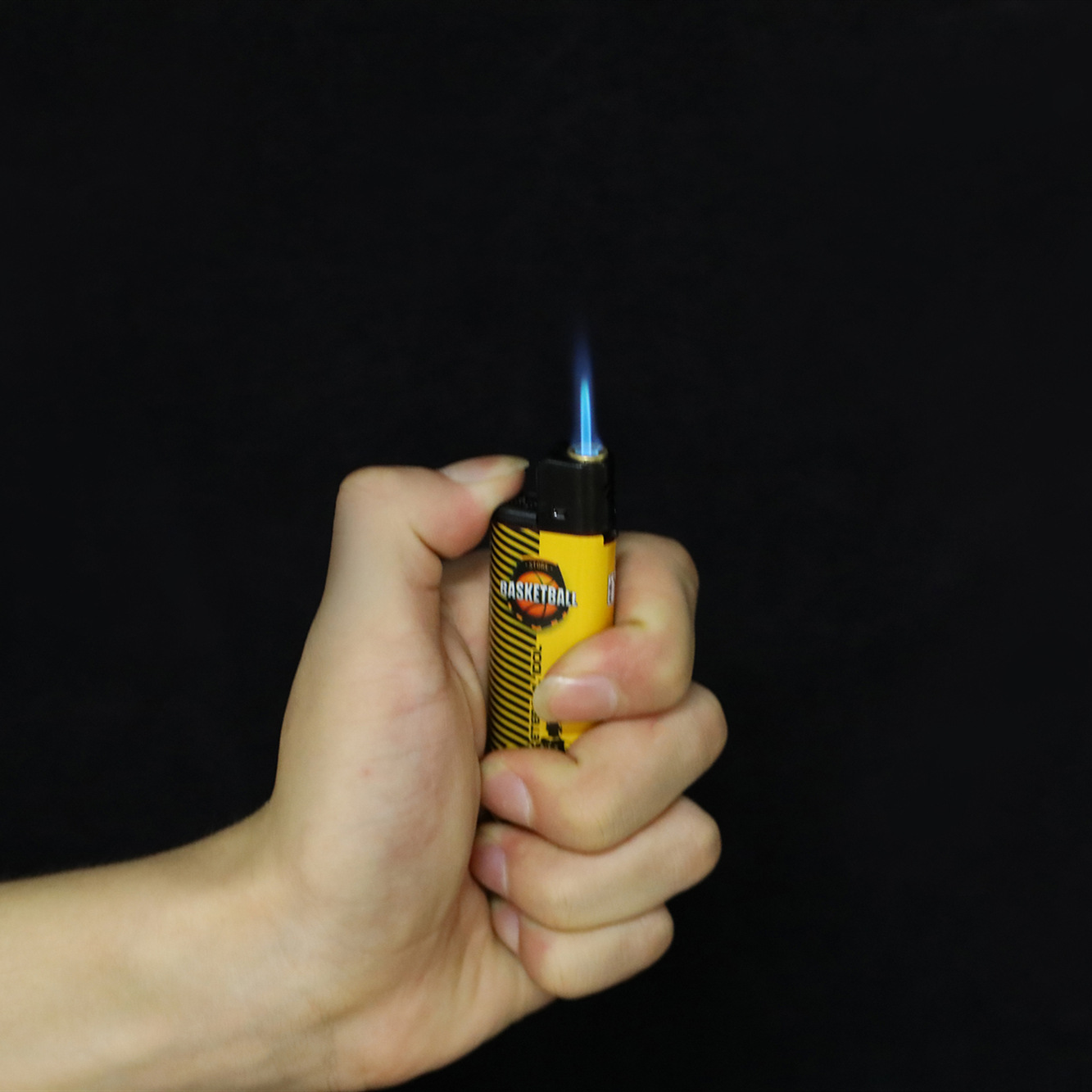 新款yfd820塑料包纸一次性直冲防风打火机 铜针底打火机批发