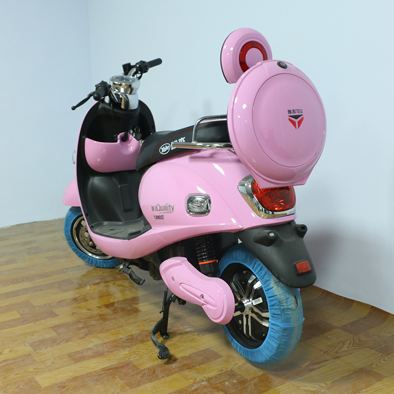 电池成人小型电动自行车 大功率电动摩托车带踏板轻便电瓶车