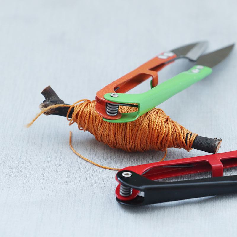 不锈钢纱剪剪线头小剪刀家用u型弹簧剪刀衣服装裁缝纫布