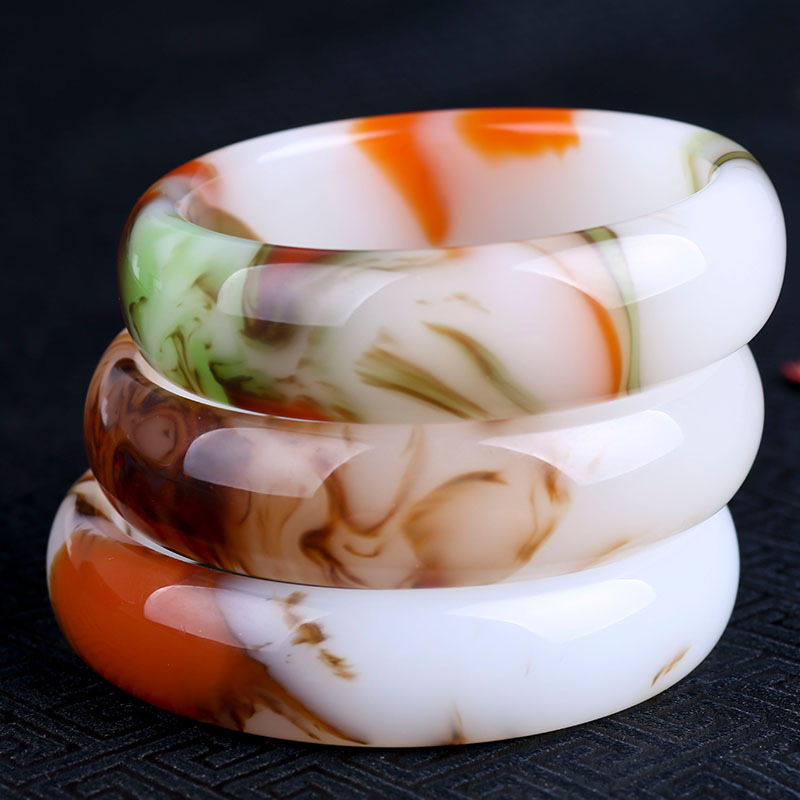 新疆和田玉外蒙料五彩玉手镯鸡血玉手镯女款翡翠色玉石彩色手镯